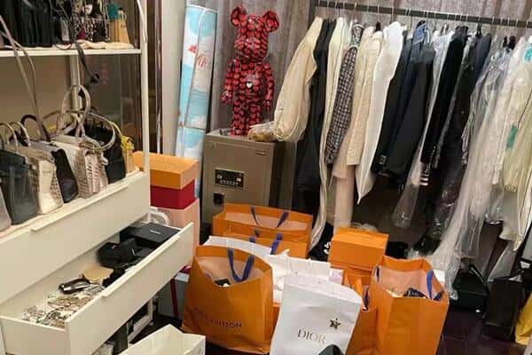 海南市同德县回收一线品牌衣服