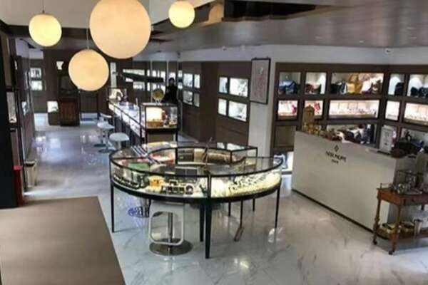 海南市同德县寄卖奢侈品店